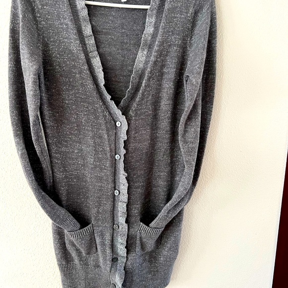 Victory secret in women’s long sweater - Picture 5 of 6